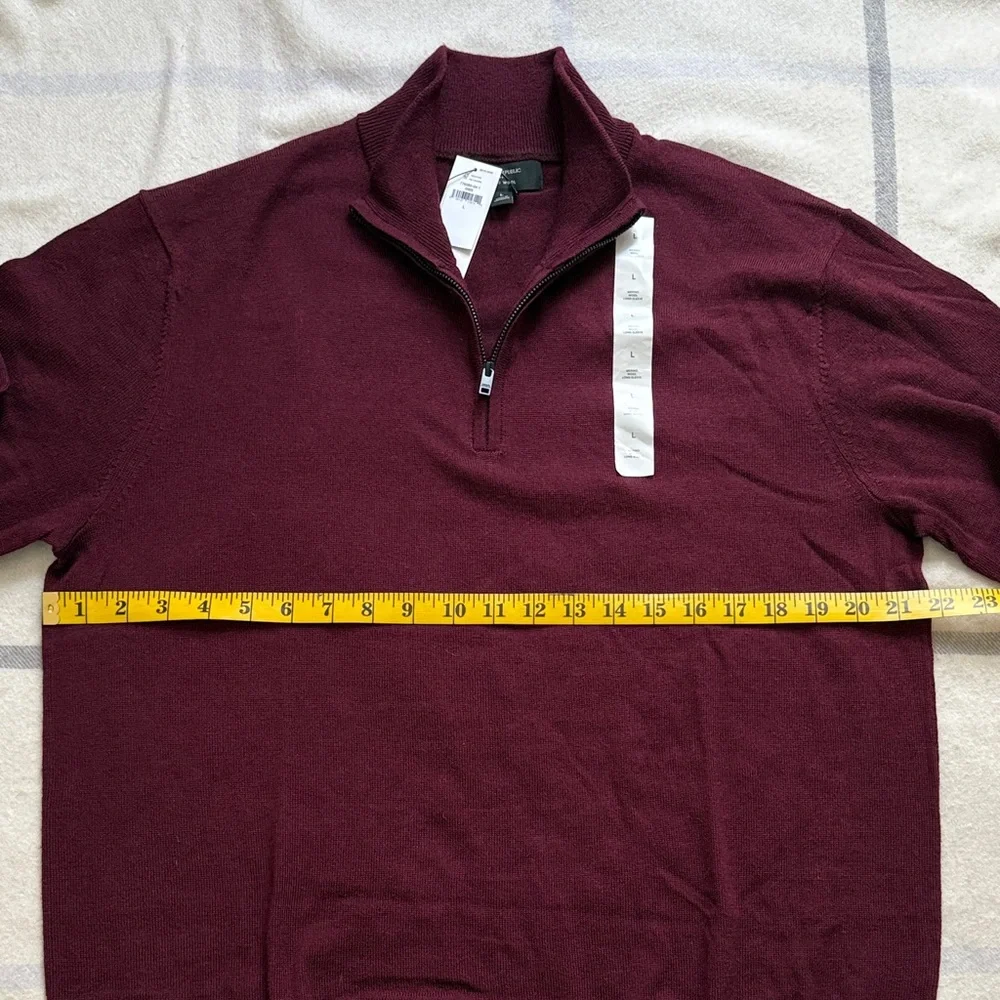 Banana Republic Merino Wool Men’s Sweater Size Large